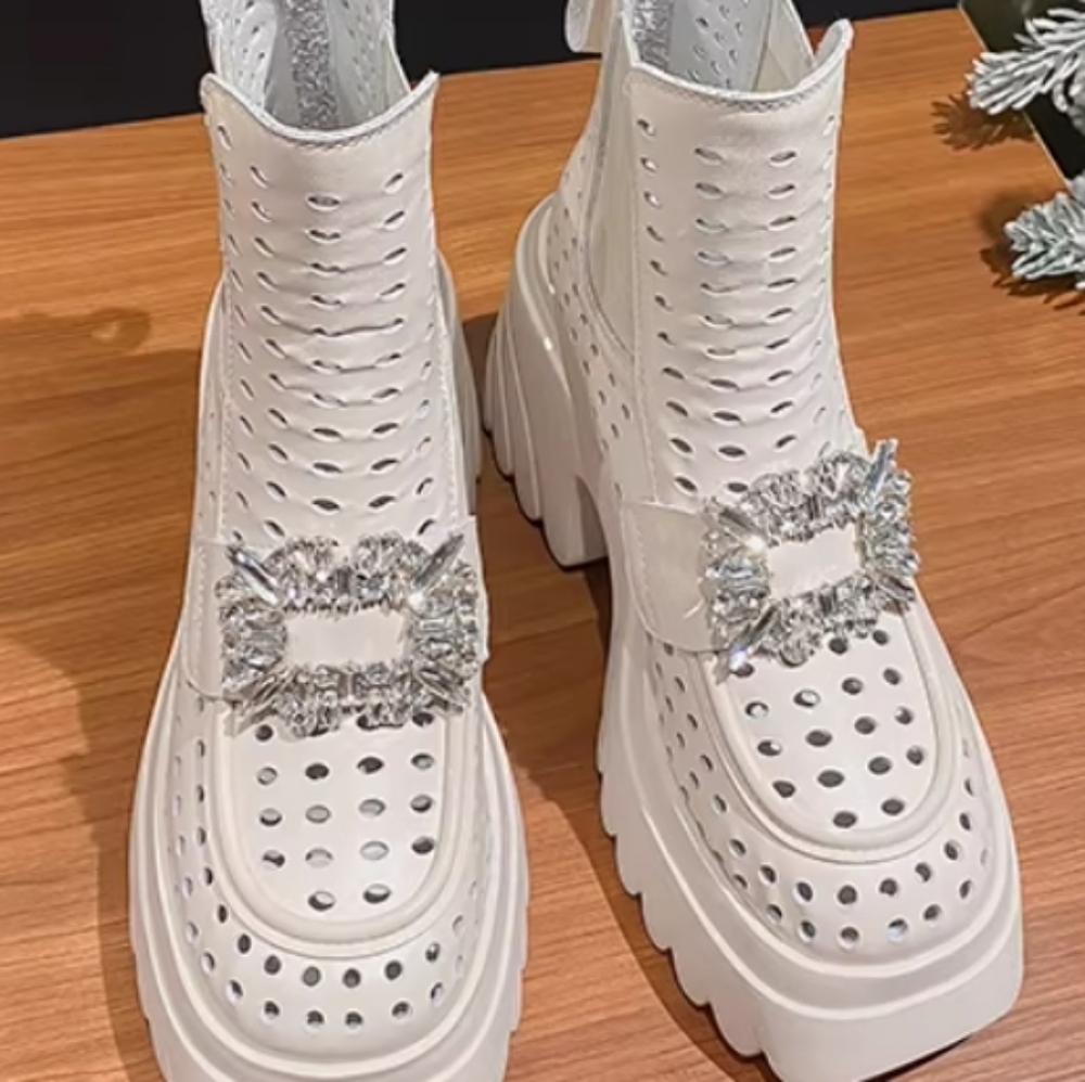 women shoes Heels